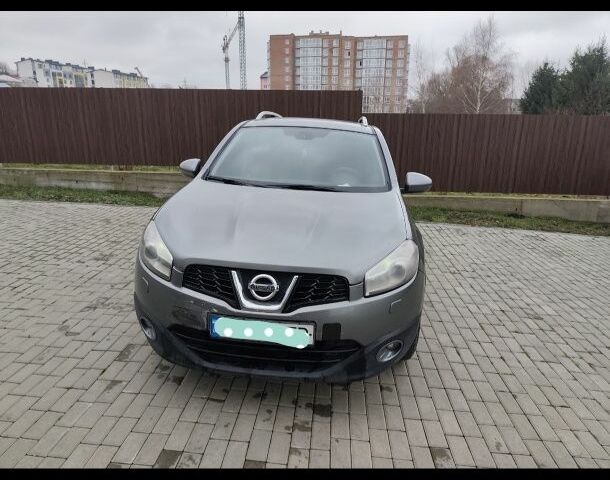 Серый Ниссан Кашкай, объемом двигателя 1.6 л и пробегом 207 тыс. км за 10500 $, фото 8 на Automoto.ua