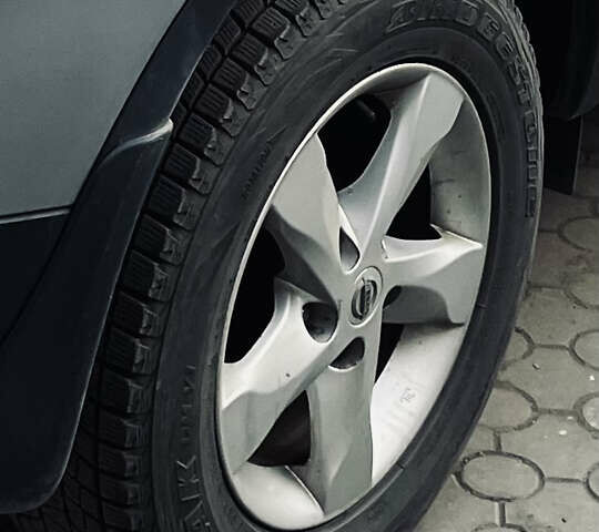 Серый Ниссан Кашкай, объемом двигателя 1.99 л и пробегом 148 тыс. км за 11500 $, фото 35 на Automoto.ua