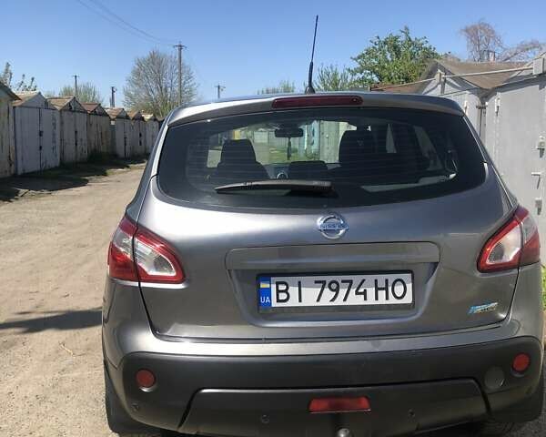 Серый Ниссан Кашкай, объемом двигателя 1.6 л и пробегом 242 тыс. км за 10600 $, фото 2 на Automoto.ua