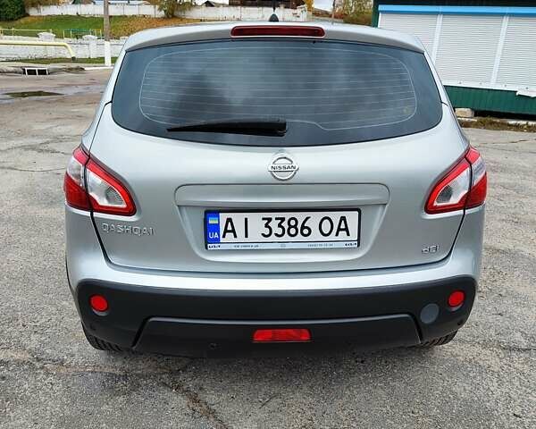 Серый Ниссан Кашкай, объемом двигателя 1.5 л и пробегом 230 тыс. км за 10450 $, фото 1 на Automoto.ua