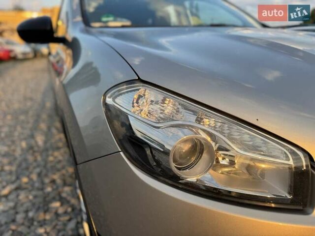 Серый Ниссан Кашкай, объемом двигателя 1.5 л и пробегом 279 тыс. км за 9300 $, фото 33 на Automoto.ua