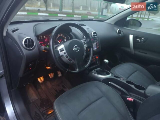 Серый Ниссан Кашкай, объемом двигателя 1.6 л и пробегом 213 тыс. км за 9950 $, фото 32 на Automoto.ua