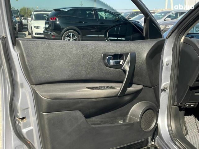 Сірий Ніссан Кашкай, об'ємом двигуна 1.6 л та пробігом 144 тис. км за 10990 $, фото 39 на Automoto.ua