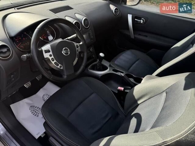 Серый Ниссан Кашкай, объемом двигателя 0 л и пробегом 232 тыс. км за 12200 $, фото 44 на Automoto.ua