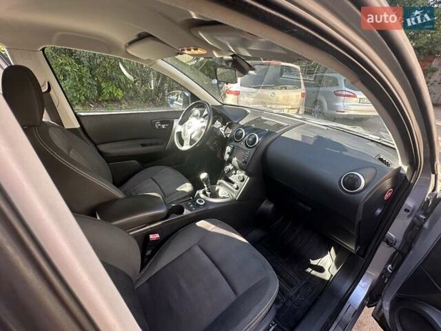 Сірий Ніссан Кашкай, об'ємом двигуна 2 л та пробігом 205 тис. км за 11500 $, фото 24 на Automoto.ua