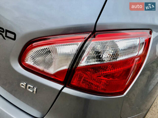 Серый Ниссан Кашкай, объемом двигателя 1.5 л и пробегом 225 тыс. км за 11699 $, фото 12 на Automoto.ua