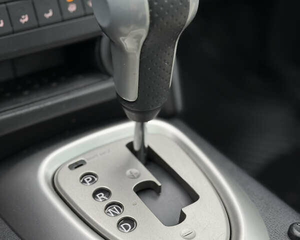 Серый Ниссан Кашкай, объемом двигателя 2 л и пробегом 253 тыс. км за 11750 $, фото 61 на Automoto.ua