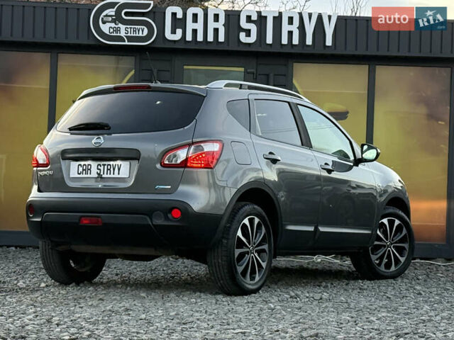 Сірий Ніссан Кашкай, об'ємом двигуна 1.6 л та пробігом 250 тис. км за 10700 $, фото 23 на Automoto.ua