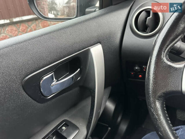 Сірий Ніссан Кашкай, об'ємом двигуна 0 л та пробігом 230 тис. км за 9900 $, фото 40 на Automoto.ua