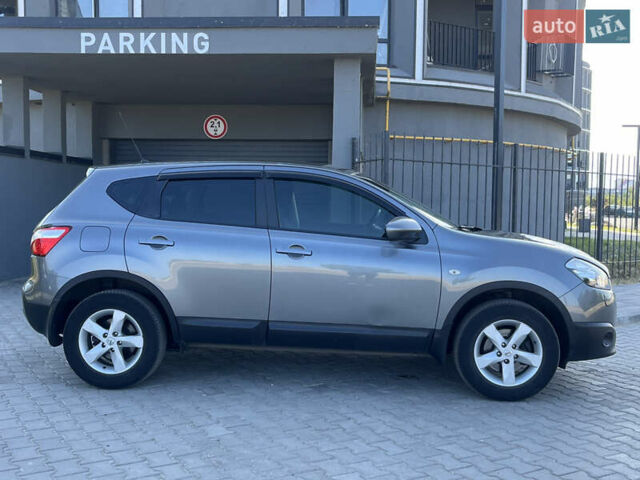 Серый Ниссан Кашкай, объемом двигателя 2 л и пробегом 98 тыс. км за 10900 $, фото 2 на Automoto.ua