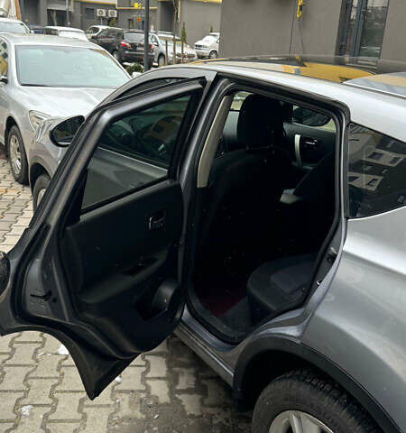 Сірий Ніссан Кашкай, об'ємом двигуна 1.5 л та пробігом 257 тис. км за 9950 $, фото 35 на Automoto.ua