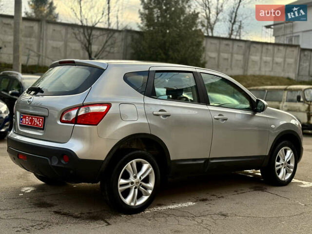 Серый Ниссан Кашкай, объемом двигателя 1.6 л и пробегом 183 тыс. км за 8999 $, фото 5 на Automoto.ua