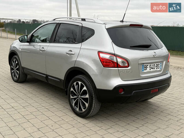 Серый Ниссан Кашкай, объемом двигателя 1.5 л и пробегом 220 тыс. км за 10400 $, фото 21 на Automoto.ua