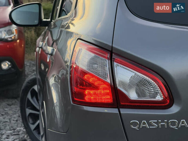Сірий Ніссан Кашкай, об'ємом двигуна 1.6 л та пробігом 250 тис. км за 10700 $, фото 20 на Automoto.ua
