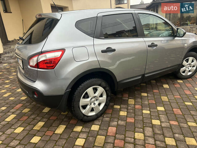 Сірий Ніссан Кашкай, об'ємом двигуна 2 л та пробігом 142 тис. км за 9750 $, фото 9 на Automoto.ua