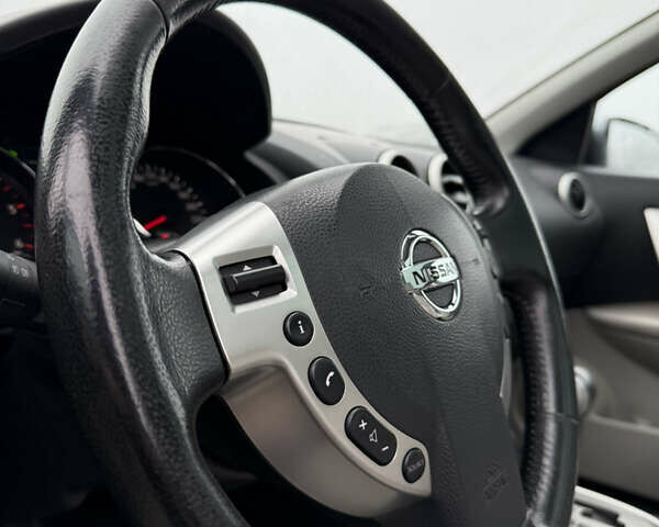 Серый Ниссан Кашкай, объемом двигателя 2 л и пробегом 253 тыс. км за 11750 $, фото 39 на Automoto.ua