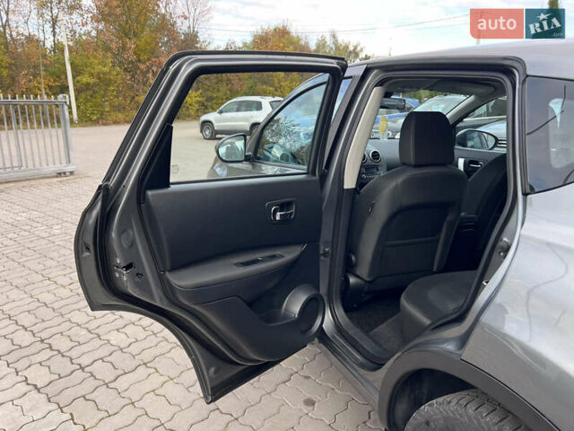 Сірий Ніссан Кашкай, об'ємом двигуна 1.5 л та пробігом 120 тис. км за 11990 $, фото 30 на Automoto.ua