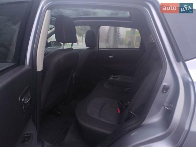 Серый Ниссан Кашкай, объемом двигателя 1.6 л и пробегом 213 тыс. км за 9950 $, фото 33 на Automoto.ua