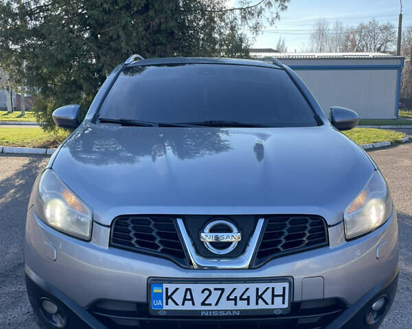 Сірий Ніссан Кашкай, об'ємом двигуна 2 л та пробігом 200 тис. км за 10450 $, фото 4 на Automoto.ua