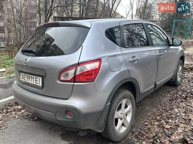 Серый Ниссан Кашкай, объемом двигателя 2 л и пробегом 137 тыс. км за 10500 $, фото 2 на Automoto.ua