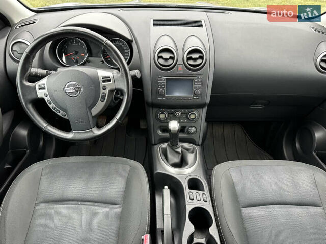 Ниссан Кашкай 2011 в Миргороде на Automoto.ua Серый Ниссан Кашкай, объемом двигателя 1.6 л и пробегом 135 тыс. км за 11350 $, фото 16 на Automoto.ua