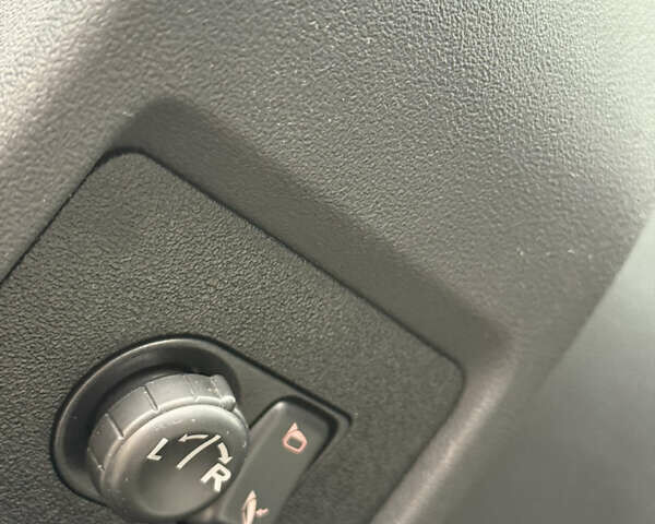 Серый Ниссан Кашкай, объемом двигателя 2 л и пробегом 253 тыс. км за 11750 $, фото 58 на Automoto.ua