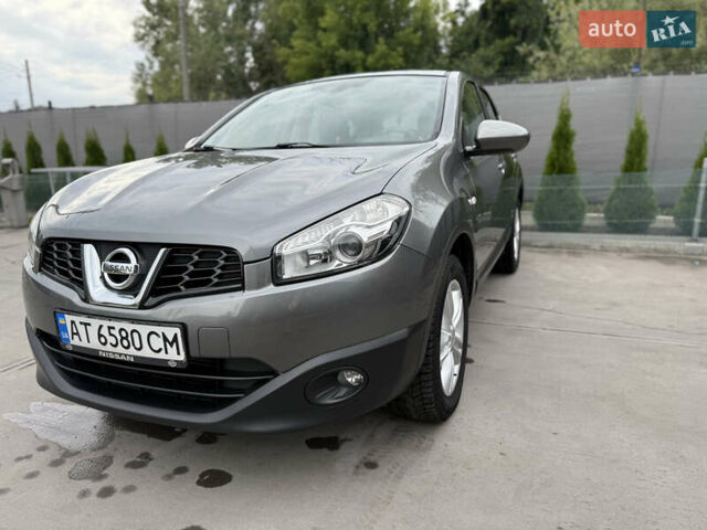 Сірий Ніссан Кашкай, об'ємом двигуна 1.5 л та пробігом 228 тис. км за 10500 $, фото 1 на Automoto.ua
