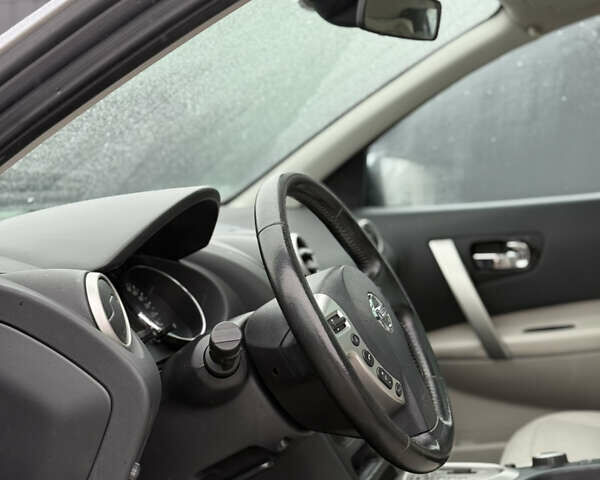 Серый Ниссан Кашкай, объемом двигателя 2 л и пробегом 253 тыс. км за 11750 $, фото 52 на Automoto.ua