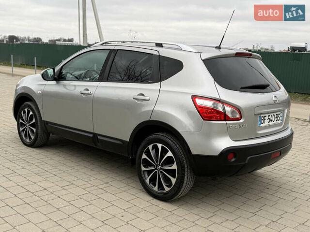 Серый Ниссан Кашкай, объемом двигателя 1.5 л и пробегом 220 тыс. км за 10400 $, фото 22 на Automoto.ua