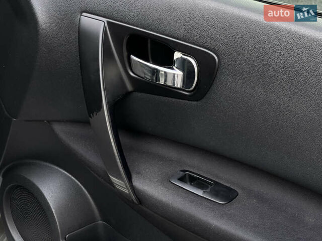 Серый Ниссан Кашкай, объемом двигателя 1.5 л и пробегом 271 тыс. км за 8750 $, фото 53 на Automoto.ua