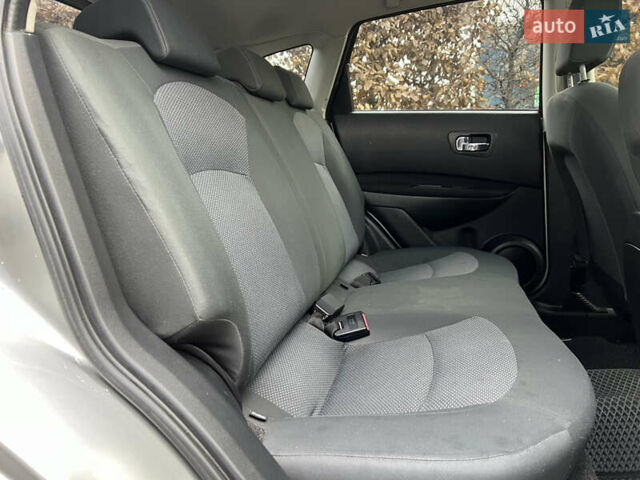 Серый Ниссан Кашкай, объемом двигателя 1.5 л и пробегом 271 тыс. км за 8750 $, фото 51 на Automoto.ua