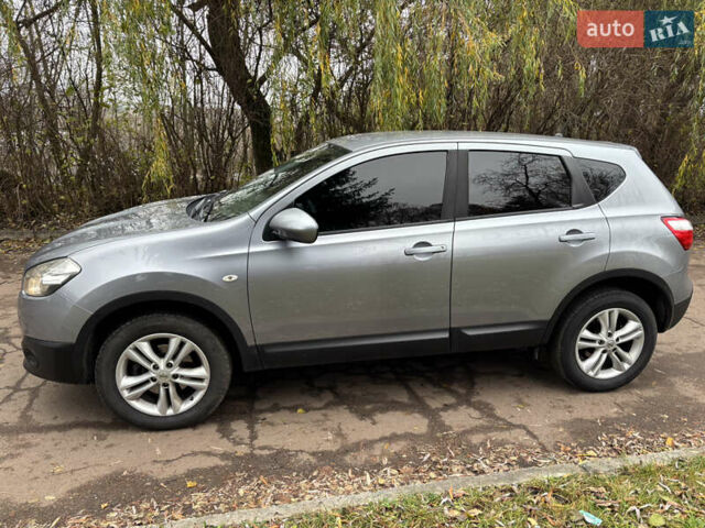 Сірий Ніссан Кашкай, об'ємом двигуна 1.5 л та пробігом 193 тис. км за 10500 $, фото 1 на Automoto.ua