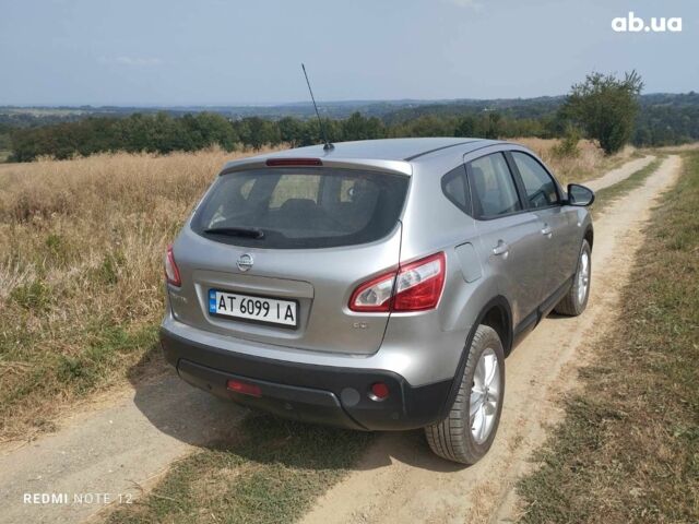Серый Ниссан Кашкай, объемом двигателя 1.5 л и пробегом 231 тыс. км за 9900 $, фото 3 на Automoto.ua