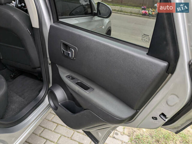 Серый Ниссан Кашкай, объемом двигателя 1.5 л и пробегом 231 тыс. км за 10500 $, фото 15 на Automoto.ua