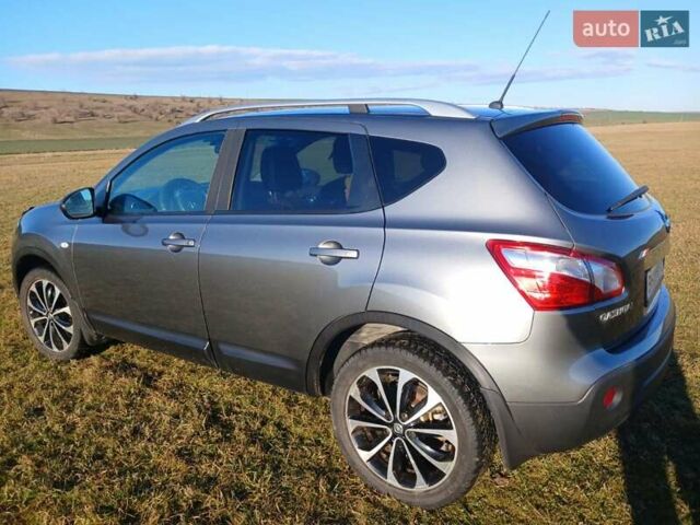 Серый Ниссан Кашкай, объемом двигателя 2 л и пробегом 198 тыс. км за 10600 $, фото 1 на Automoto.ua
