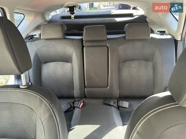 Сірий Ніссан Кашкай, об'ємом двигуна 2 л та пробігом 205 тис. км за 11500 $, фото 6 на Automoto.ua