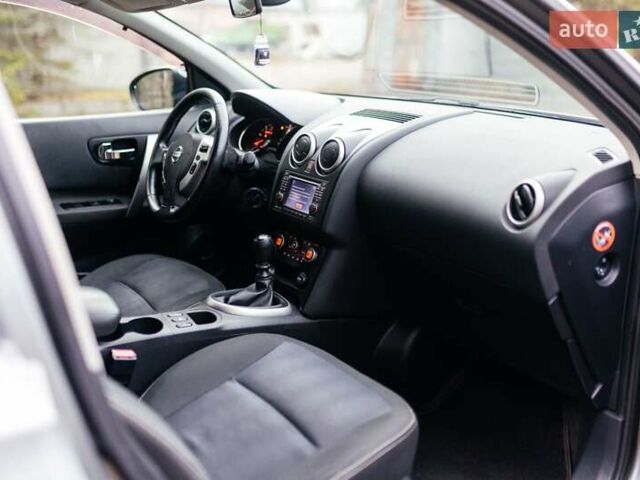 Сірий Ніссан Кашкай, об'ємом двигуна 1.46 л та пробігом 250 тис. км за 9666 $, фото 14 на Automoto.ua