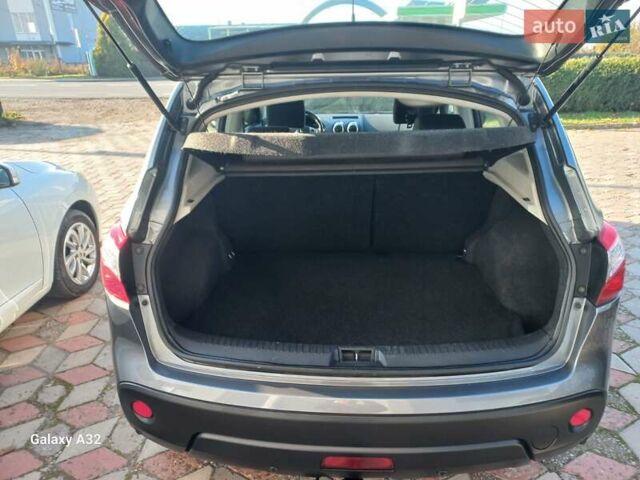 Серый Ниссан Кашкай, объемом двигателя 1.5 л и пробегом 163 тыс. км за 10099 $, фото 15 на Automoto.ua