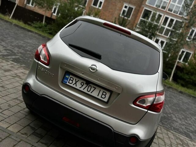 Серый Ниссан Кашкай, объемом двигателя 2 л и пробегом 218 тыс. км за 9800 $, фото 7 на Automoto.ua