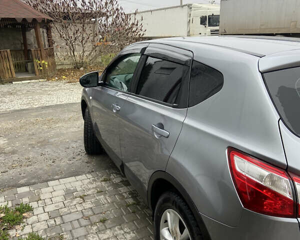 Серый Ниссан Кашкай, объемом двигателя 2 л и пробегом 262 тыс. км за 11200 $, фото 7 на Automoto.ua