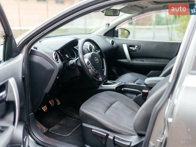 Сірий Ніссан Кашкай, об'ємом двигуна 1.46 л та пробігом 250 тис. км за 9666 $, фото 8 на Automoto.ua