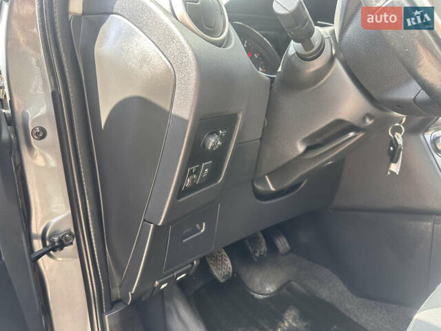 Серый Ниссан Кашкай, объемом двигателя 1.5 л и пробегом 230 тыс. км за 9900 $, фото 46 на Automoto.ua