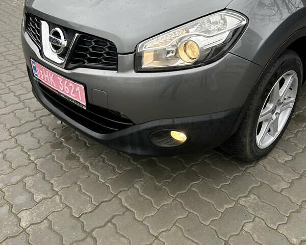 Серый Ниссан Кашкай, объемом двигателя 2 л и пробегом 252 тыс. км за 10300 $, фото 28 на Automoto.ua