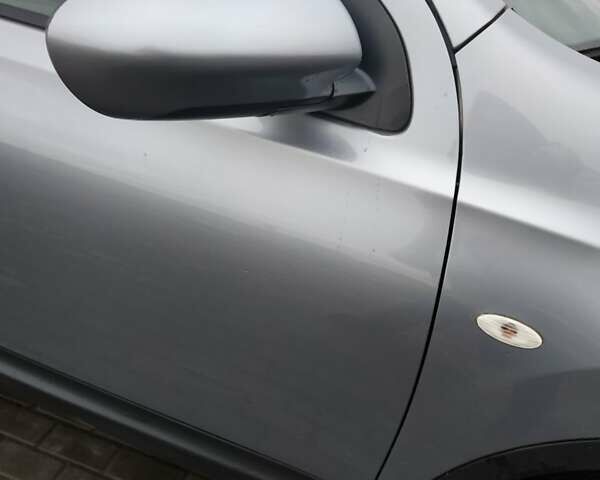 Сірий Ніссан Кашкай, об'ємом двигуна 1.5 л та пробігом 245 тис. км за 10500 $, фото 20 на Automoto.ua