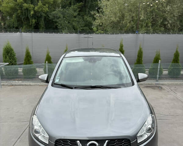 Сірий Ніссан Кашкай, об'ємом двигуна 1.5 л та пробігом 228 тис. км за 10500 $, фото 3 на Automoto.ua