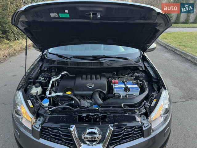 Серый Ниссан Кашкай, объемом двигателя 2 л и пробегом 242 тыс. км за 12550 $, фото 82 на Automoto.ua