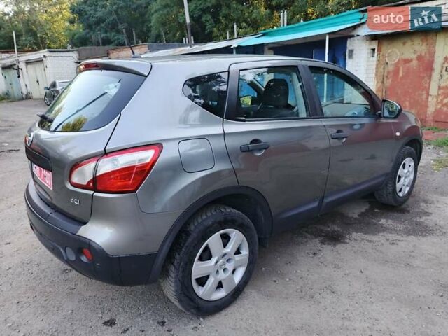 Сірий Ніссан Кашкай, об'ємом двигуна 1.5 л та пробігом 225 тис. км за 9500 $, фото 23 на Automoto.ua