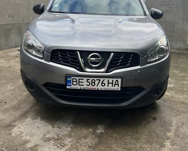 Серый Ниссан Кашкай, объемом двигателя 1.5 л и пробегом 234 тыс. км за 9200 $, фото 3 на Automoto.ua