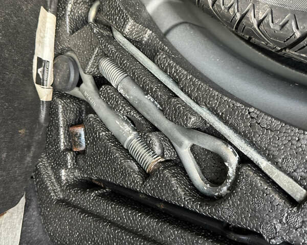 Серый Ниссан Кашкай, объемом двигателя 2 л и пробегом 242 тыс. км за 12550 $, фото 77 на Automoto.ua