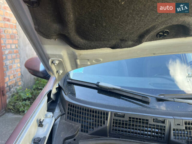 Сірий Ніссан Кашкай, об'ємом двигуна 1.5 л та пробігом 193 тис. км за 10500 $, фото 16 на Automoto.ua